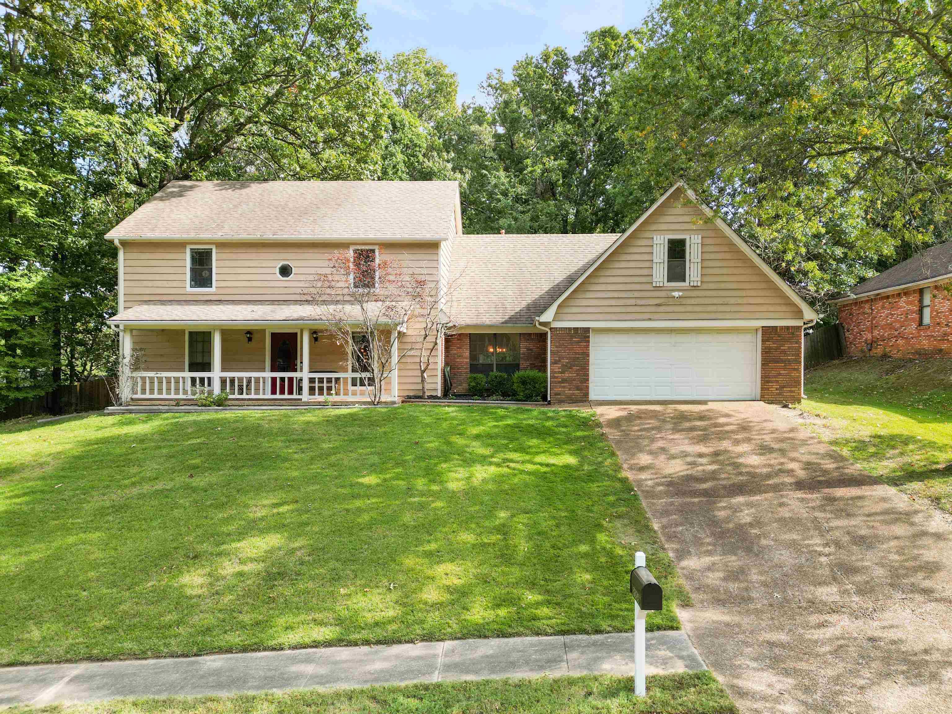 2058 MT BADON LN, Cordova, TN 38016