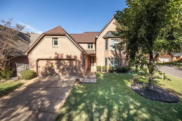 8360 WESTFAIR DR, Germantown, TN 38139