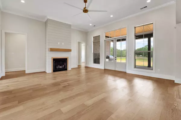 Hernando, MS 38632,5388 SOPHIA LN