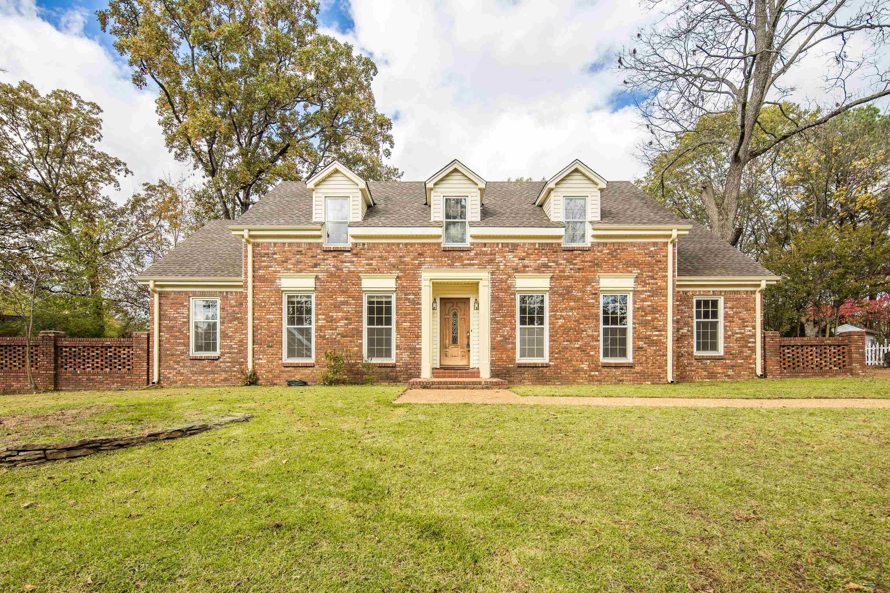 561 KING OAKS CV, Collierville, TN 38017