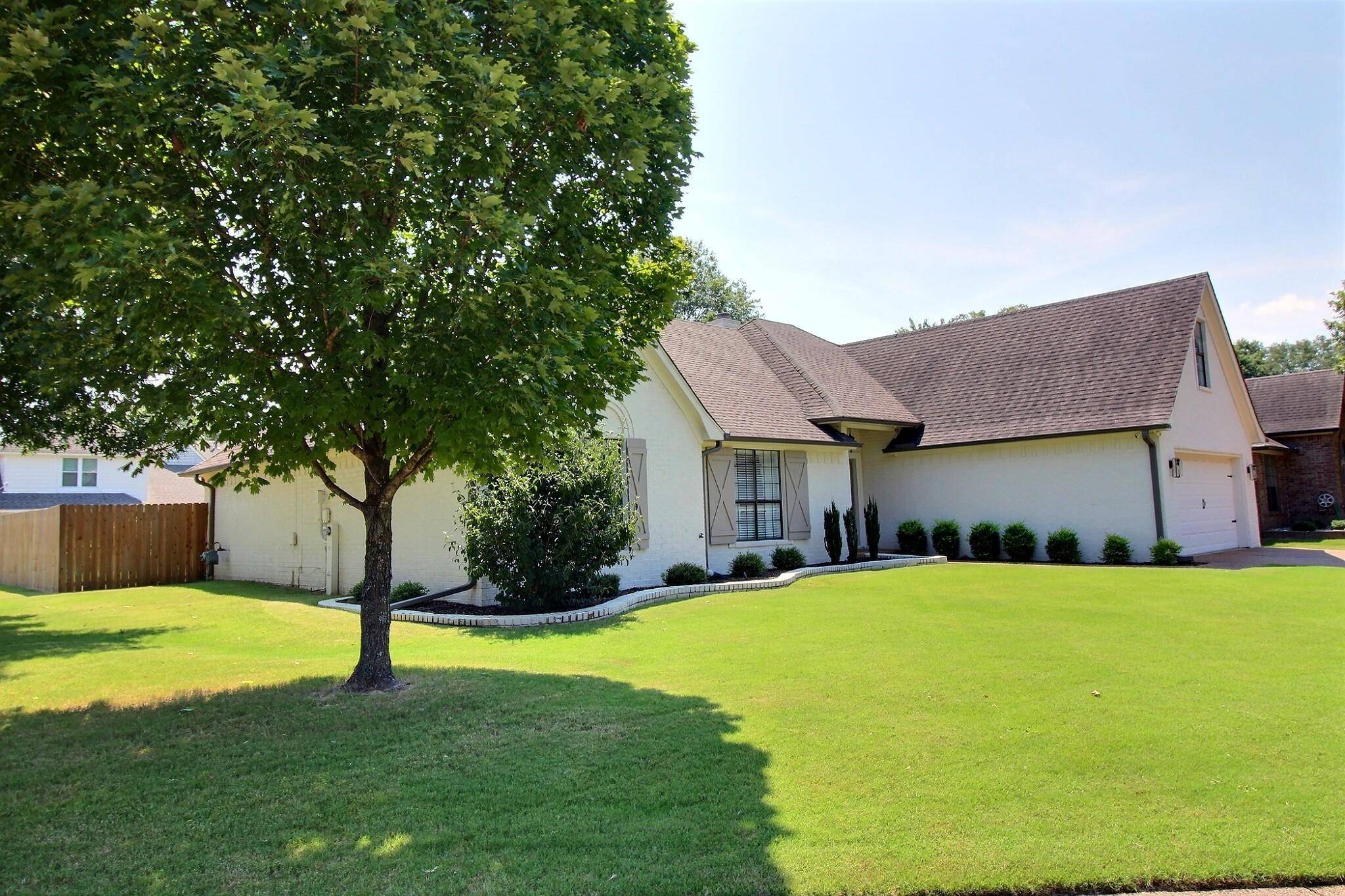 Collierville, TN 38017,1346 GREY WOLF DR