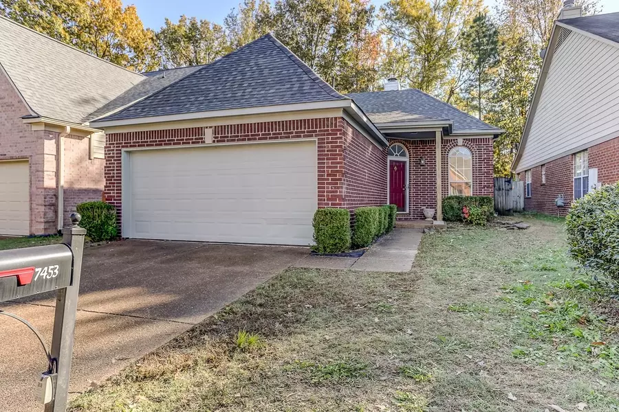 7453 DALWHINNIE TRL, Unincorporated, TN 38018