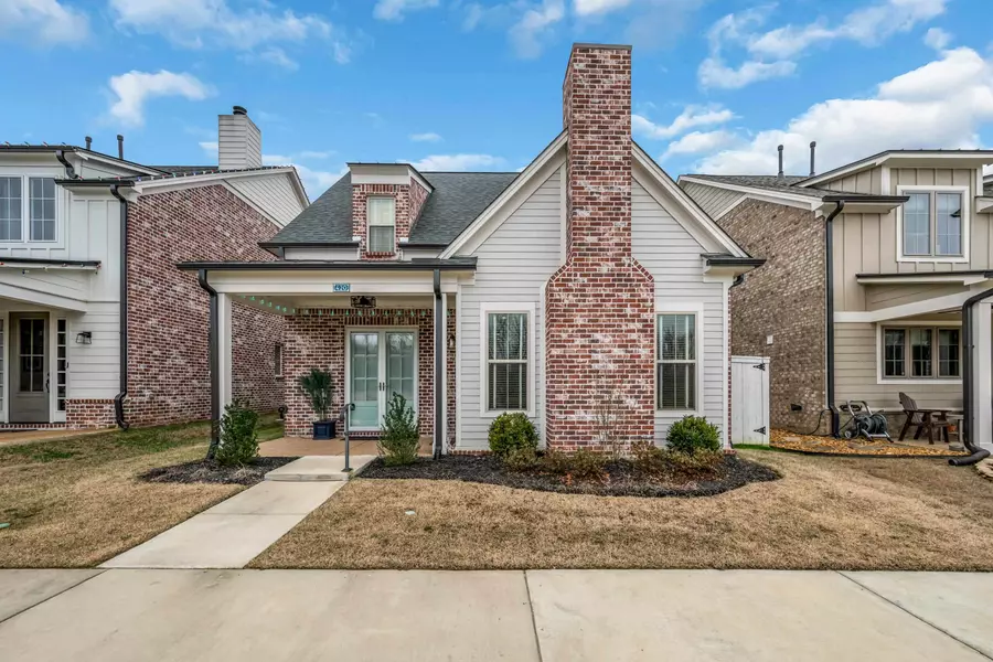 420 VALLEY FORGE LN, Rossville, TN 38066