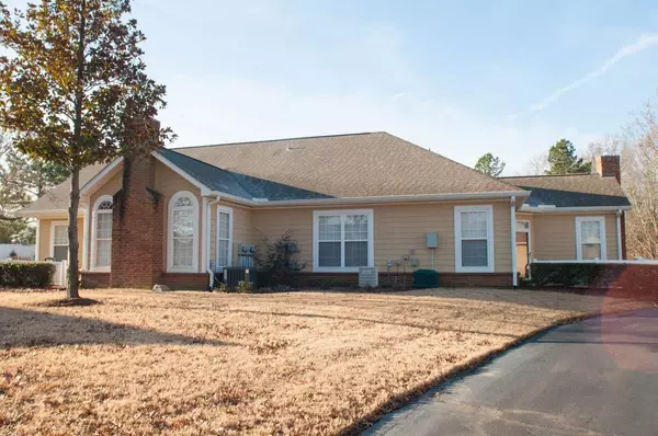 1825 APPLING OAKS CIR #94, Cordova, TN 38016