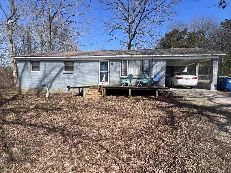 4021 MORRISON CREEK RD, Clifton, TN 38425