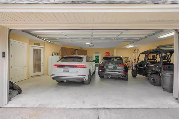 Savannah, TN 38372-6557,155 POINT CLEAR DR