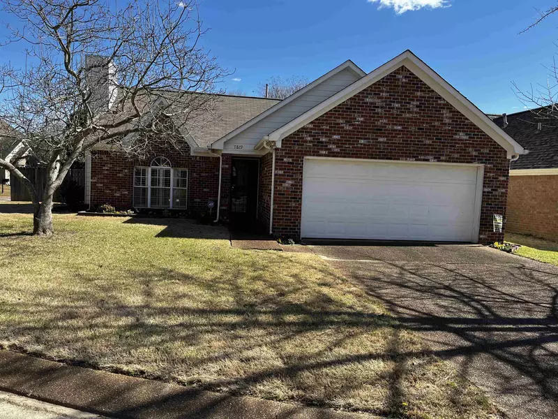 7879 HUNTERS CROSSING DR, Memphis, TN 38018