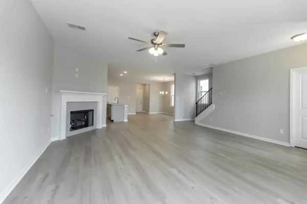 Cordova, TN 38018,8671 COLLETON WAY