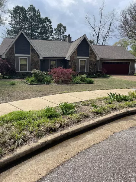 9435 COLTS NECK CV, Lakeland, TN 38002