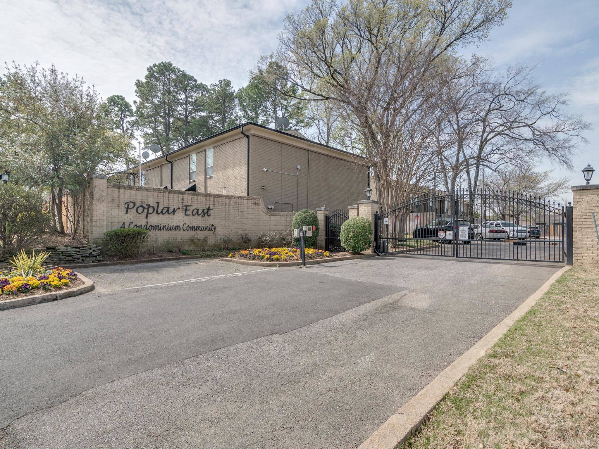 971 JUNE RD #7, Memphis, TN 38119