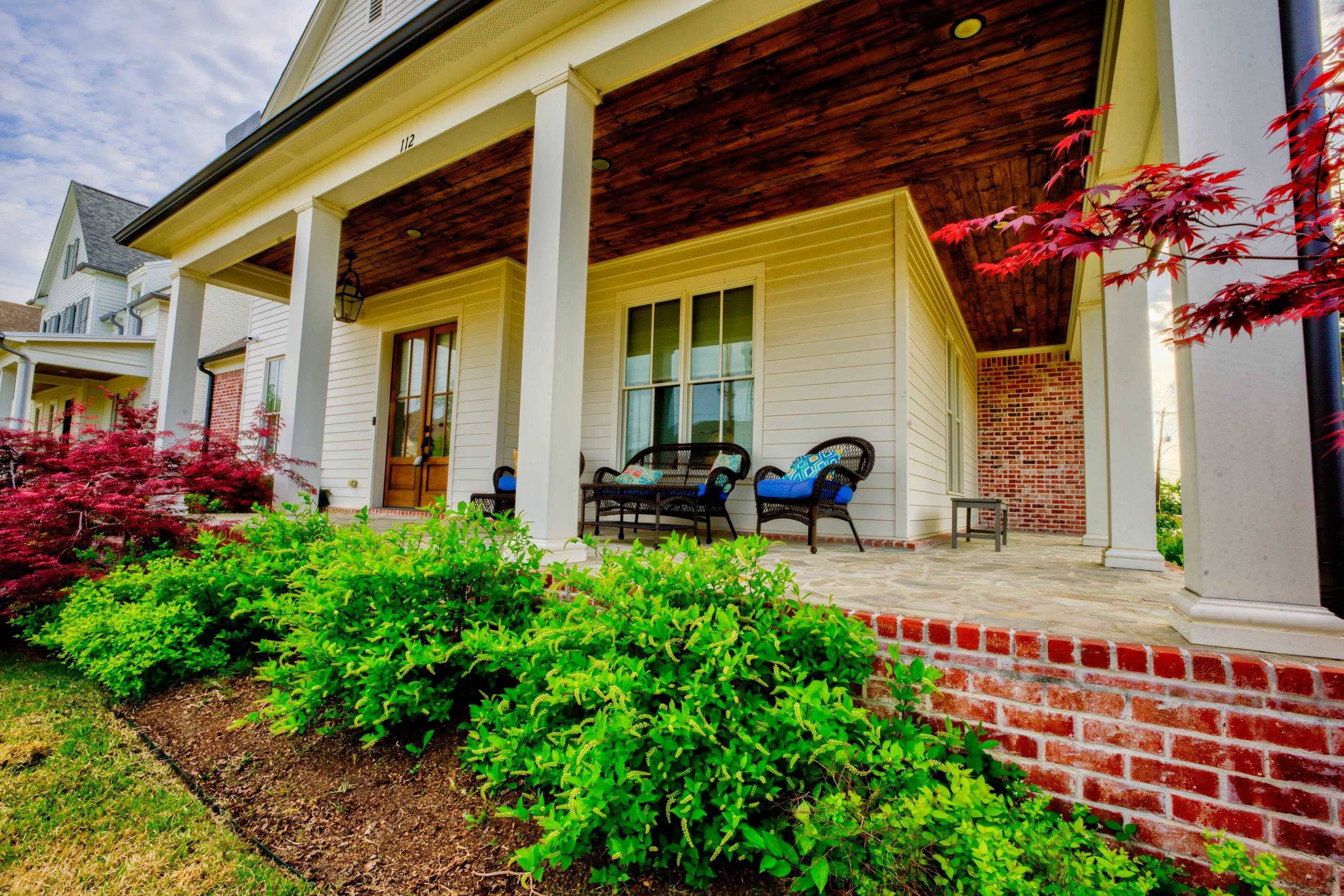 112 N MT PLEASANT RD, Collierville, TN 38017