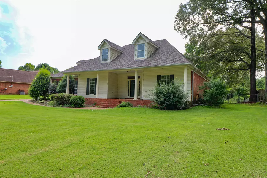 157 ABERDEEN DR N, Munford, TN 38058