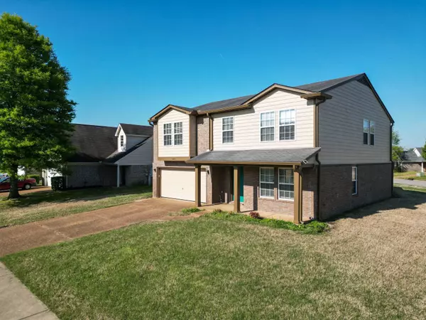 10317 COTTAGE OAKS DR, Memphis, TN 38016