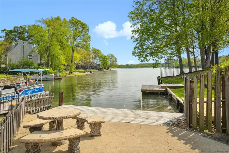 9560 ELM POINT CV, Lakeland, TN 38002