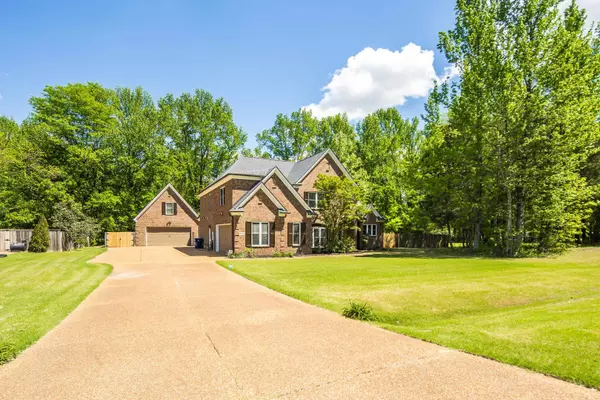 Olive Branch, MS 38654,5674 SANTA FE DR E