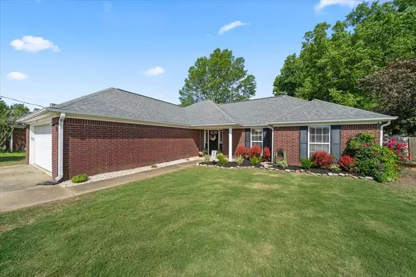 267 BLOOMINGTON DR, Brighton, TN 38011