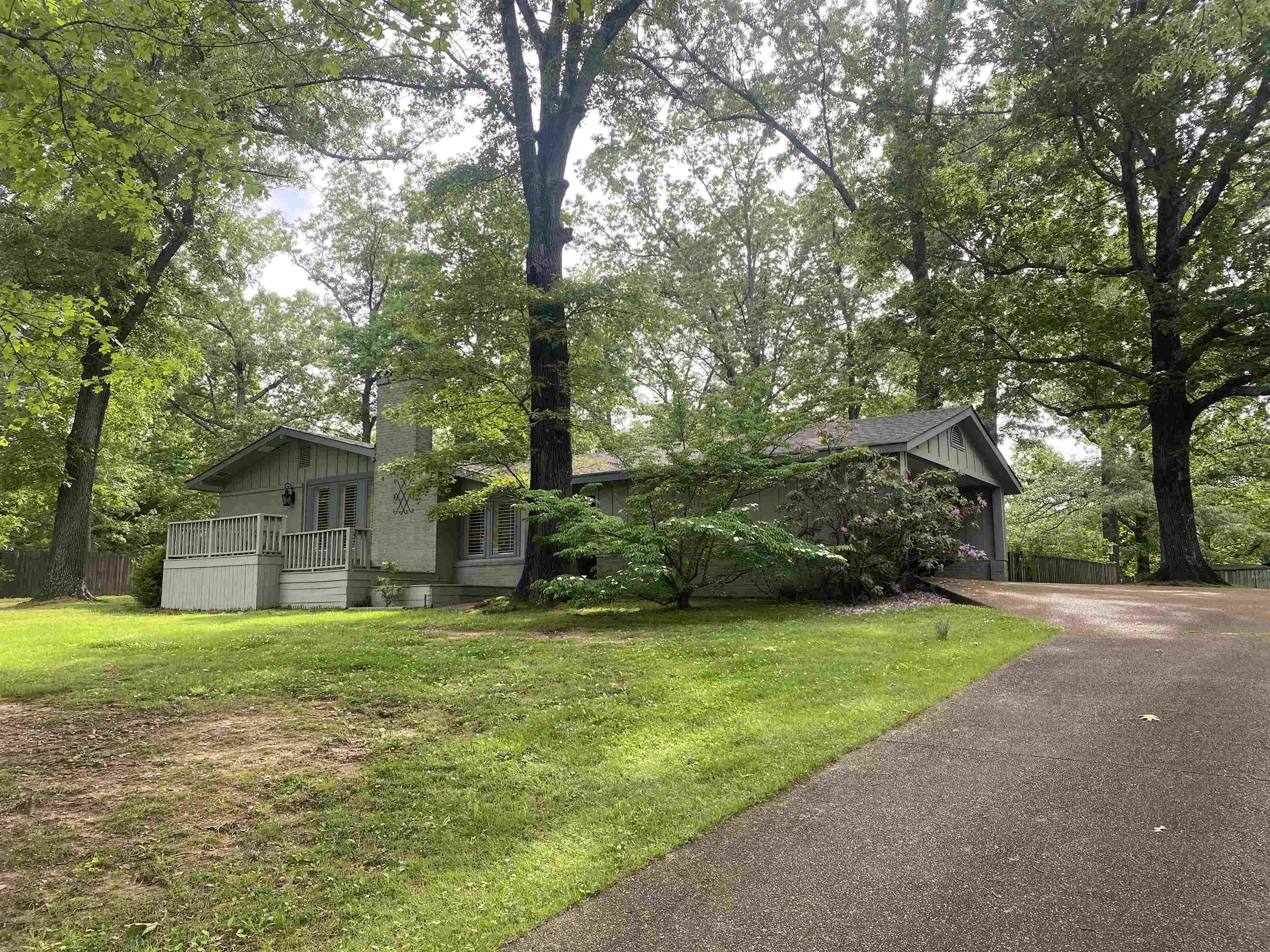 427 S MAPLE ST, Adamsville, TN 38310