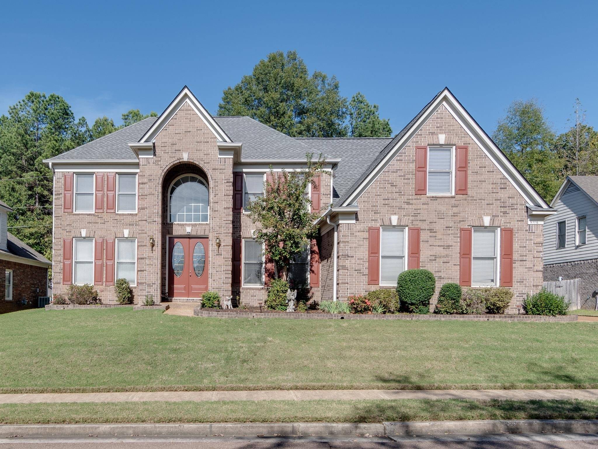 9116 DEER MEADOW DR, Cordova, TN 38016