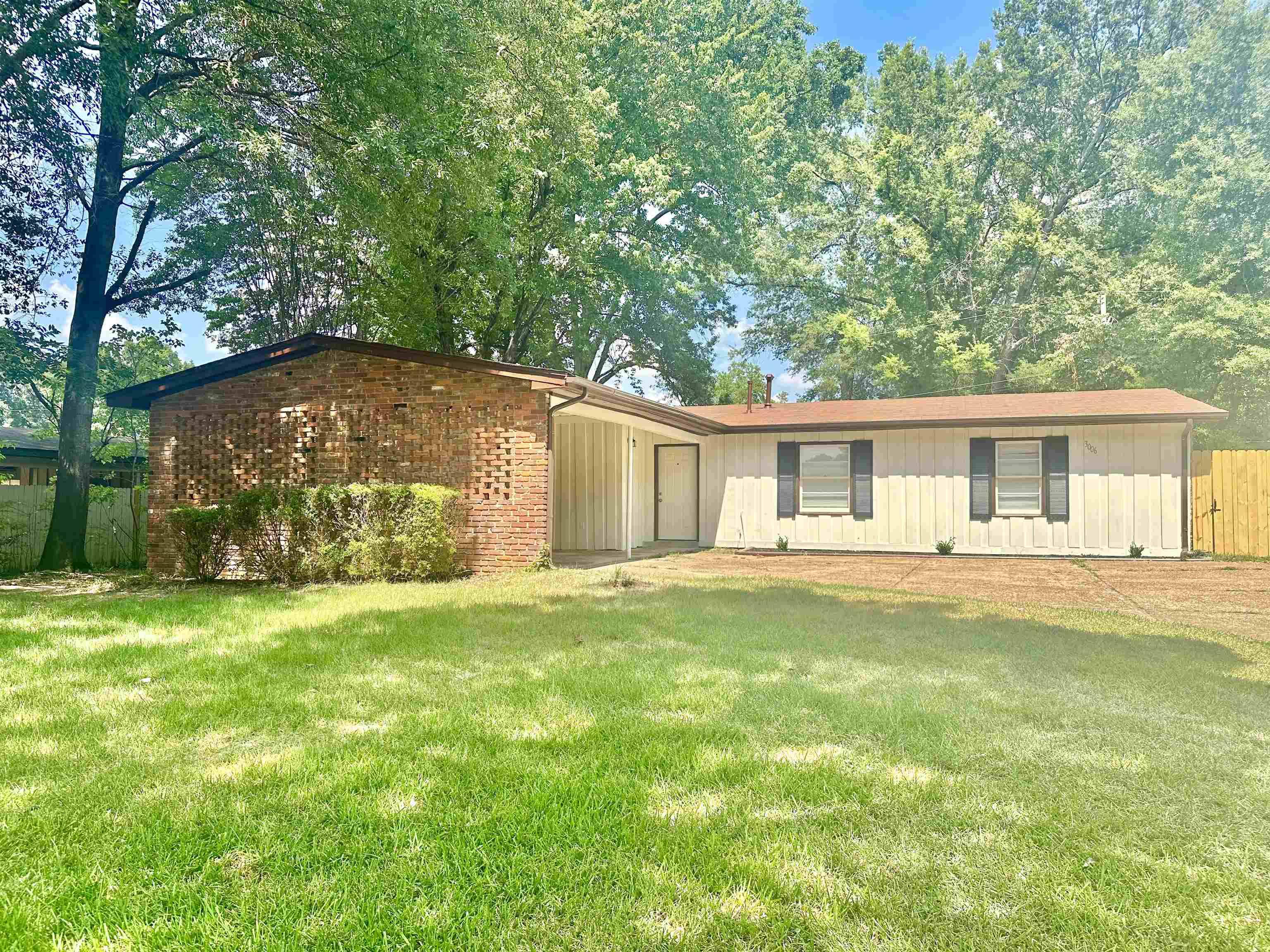 3006 KNIGHT RD, Memphis, TN 38118