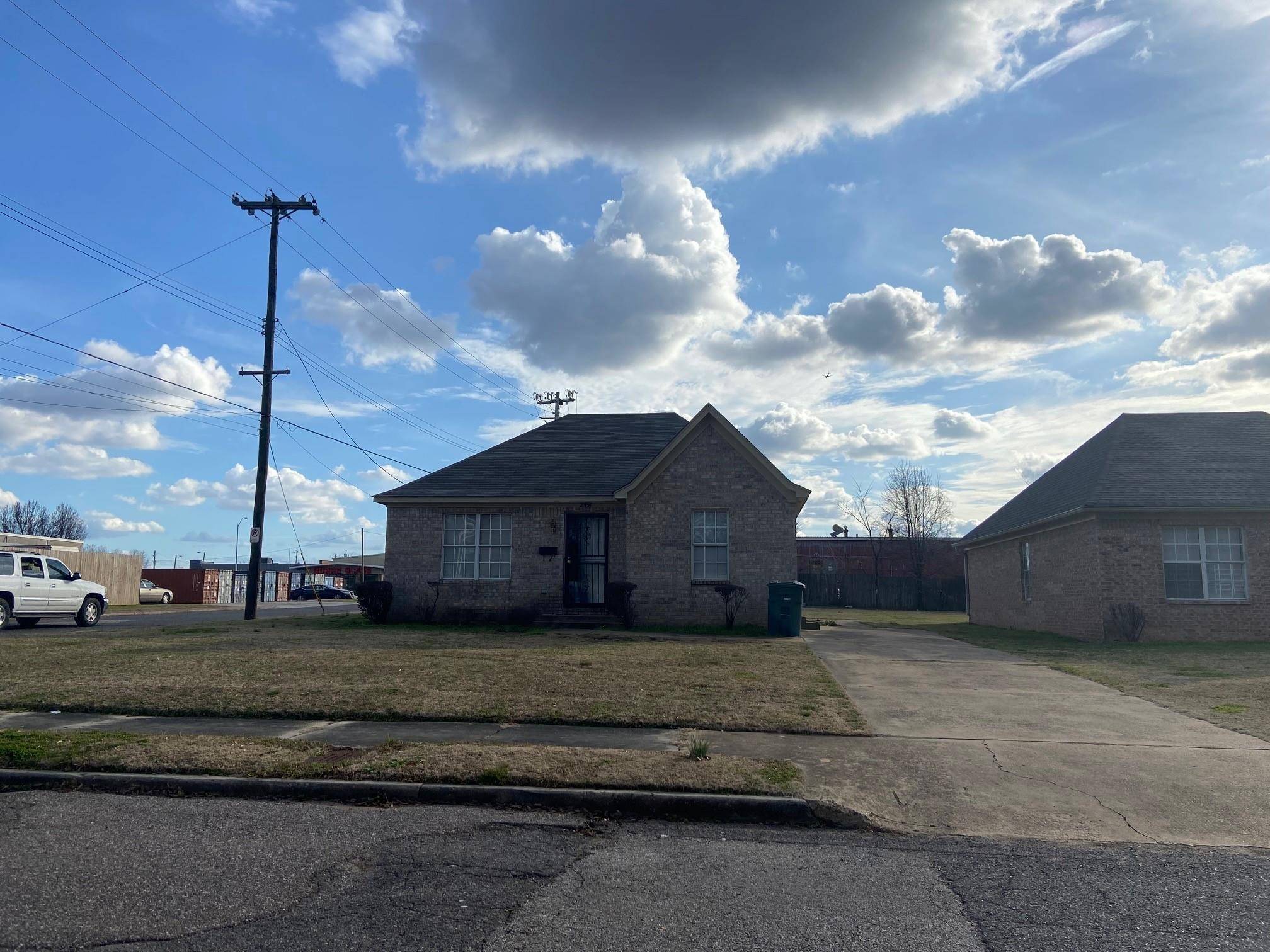 2591 FAXON AVE, Memphis, TN 38112