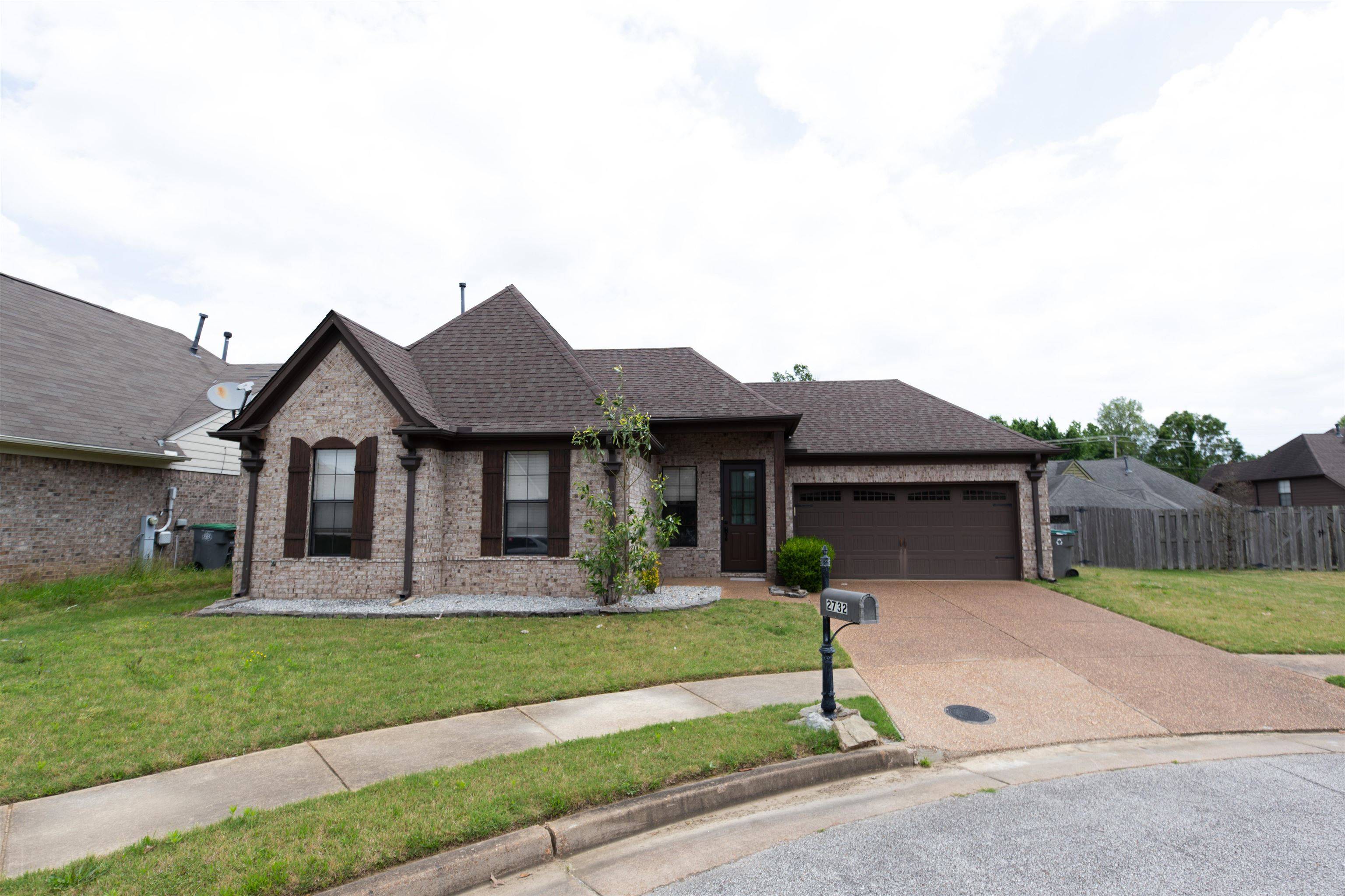 2732 OLD WELL CV, Memphis, TN 38016