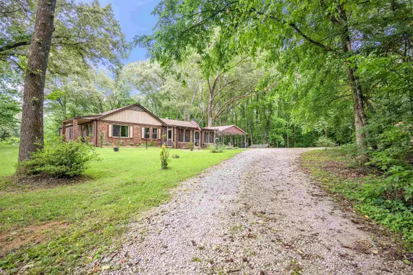Oakland, TN 38060,200 HICKORY GROVE LOOP