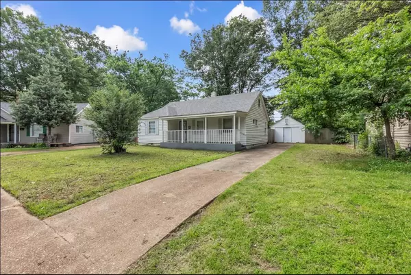 1078 E WALTHAL CIR, Memphis, TN 38111