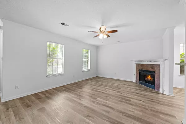 Cordova, TN 38018,7194 CHARLTON WAY