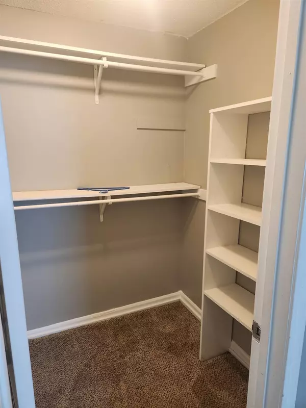 Memphis, TN 38125,6988 AUTUMN CREST CV