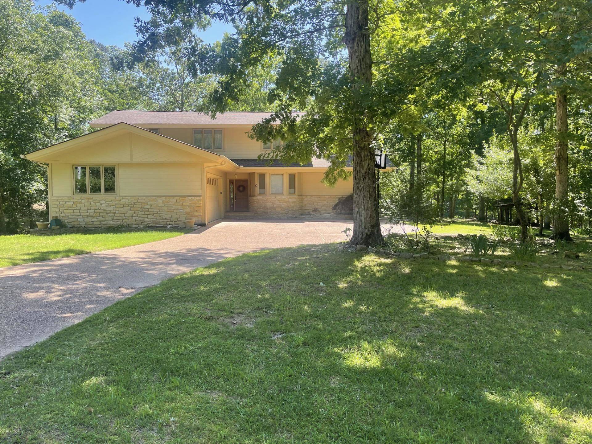 200 WINDWOOD PT, Counce, TN 38326