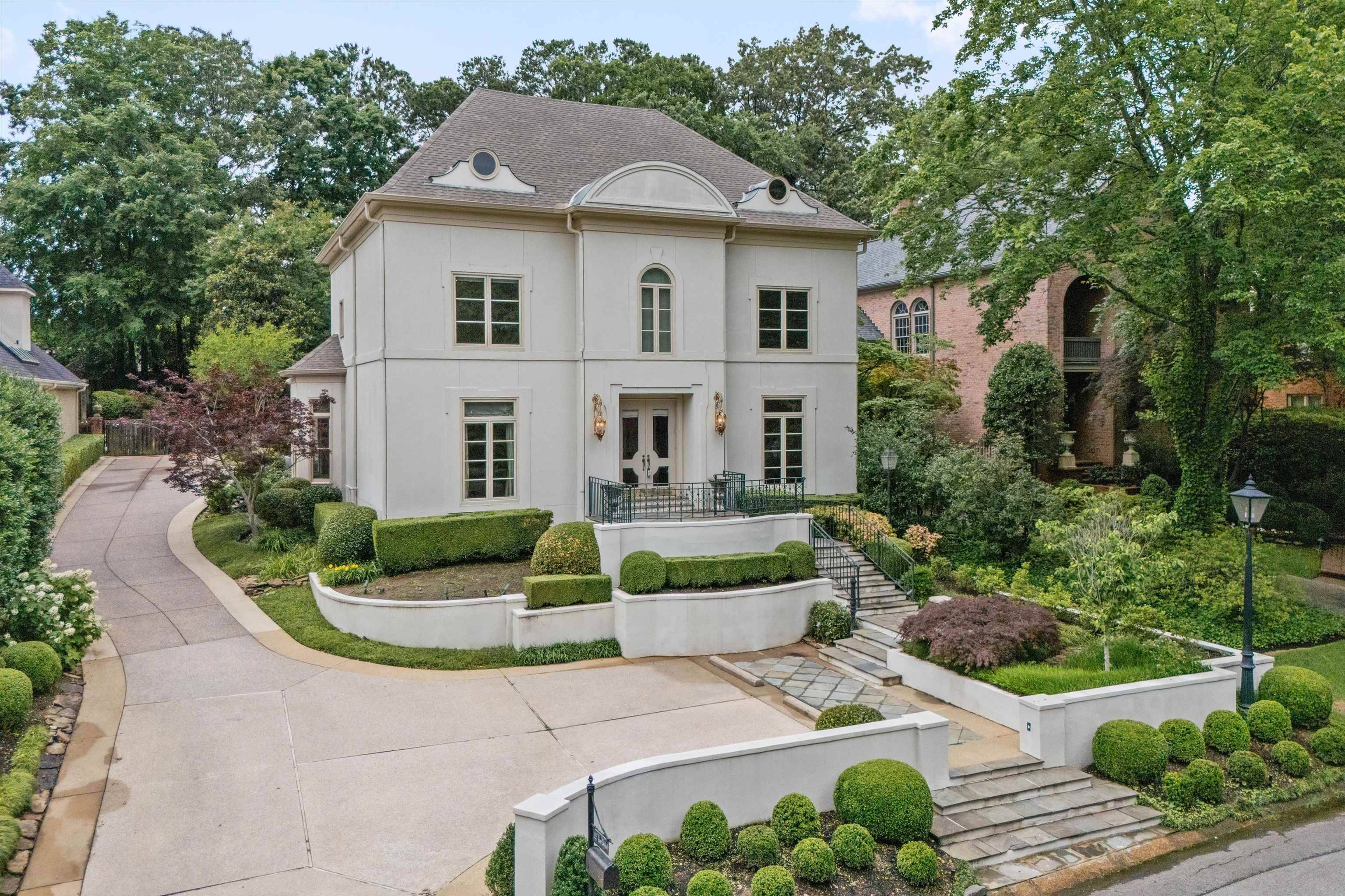 335 N RIVER OAKS RD, Memphis, TN 38120
