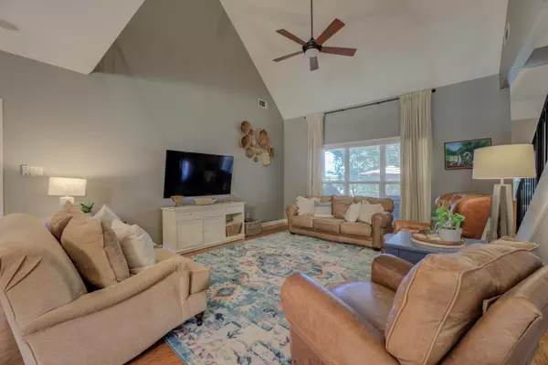 Lakeland, TN 38002,4123 SWAN HILL DR
