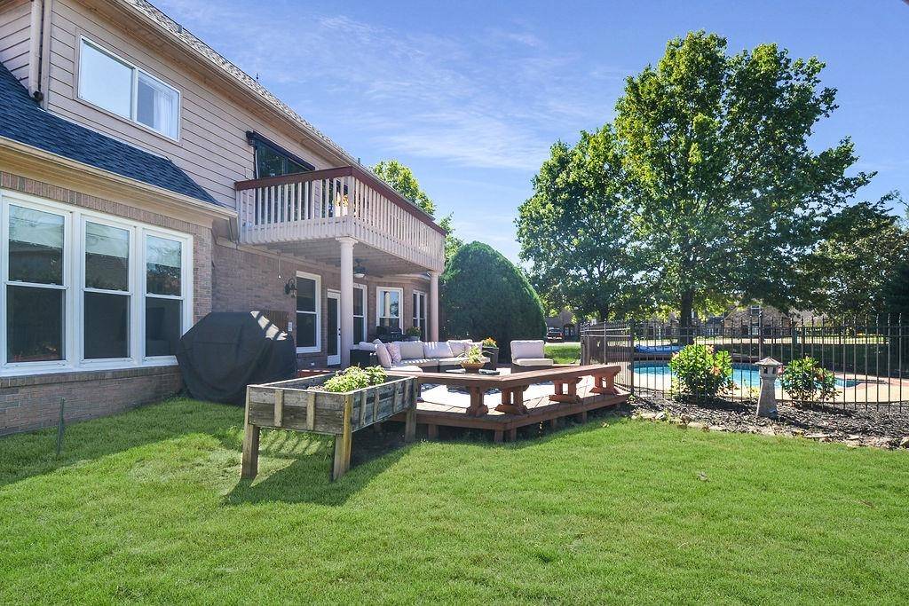 Lakeland, TN 38002,3947 LIGHTHOUSE LN