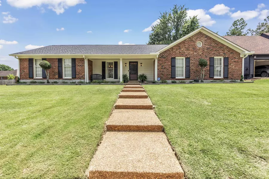7255 BARNSTABLE DR, Memphis, TN 38125