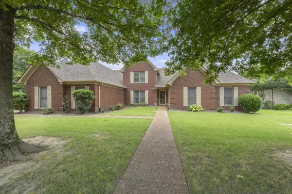 Lakeland, TN 38002,3871 LEEWARD SLOPES CV