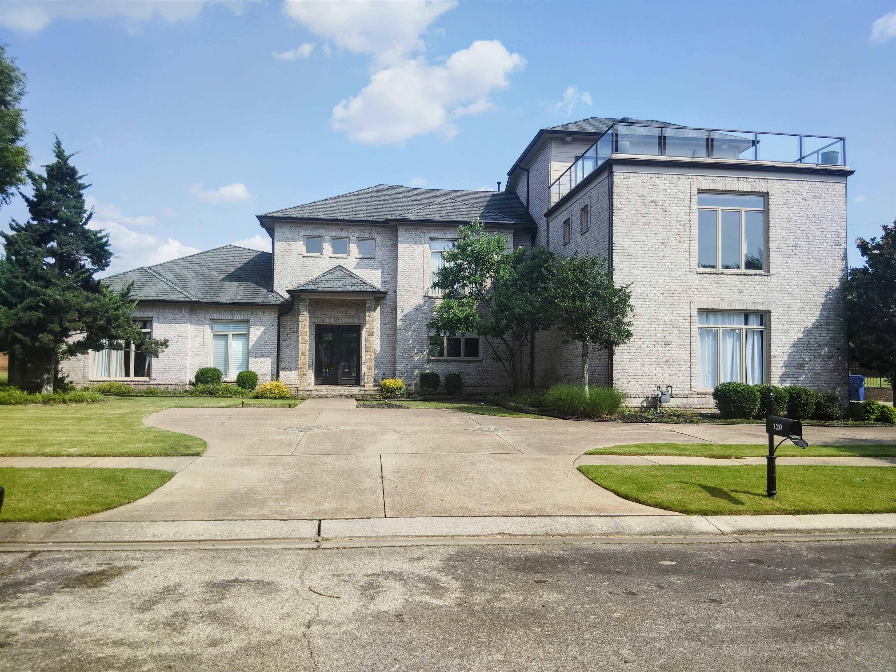 120 FOUNDERS LN, Memphis, TN 38103