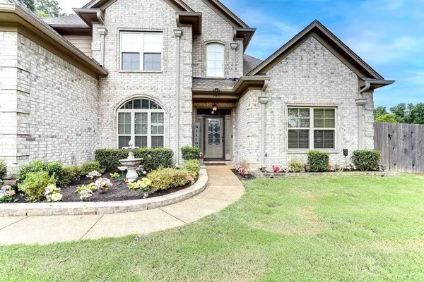 Oakland, TN 38060,205 COUNTRYSIDE DR