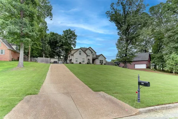 Oakland, TN 38060,205 COUNTRYSIDE DR