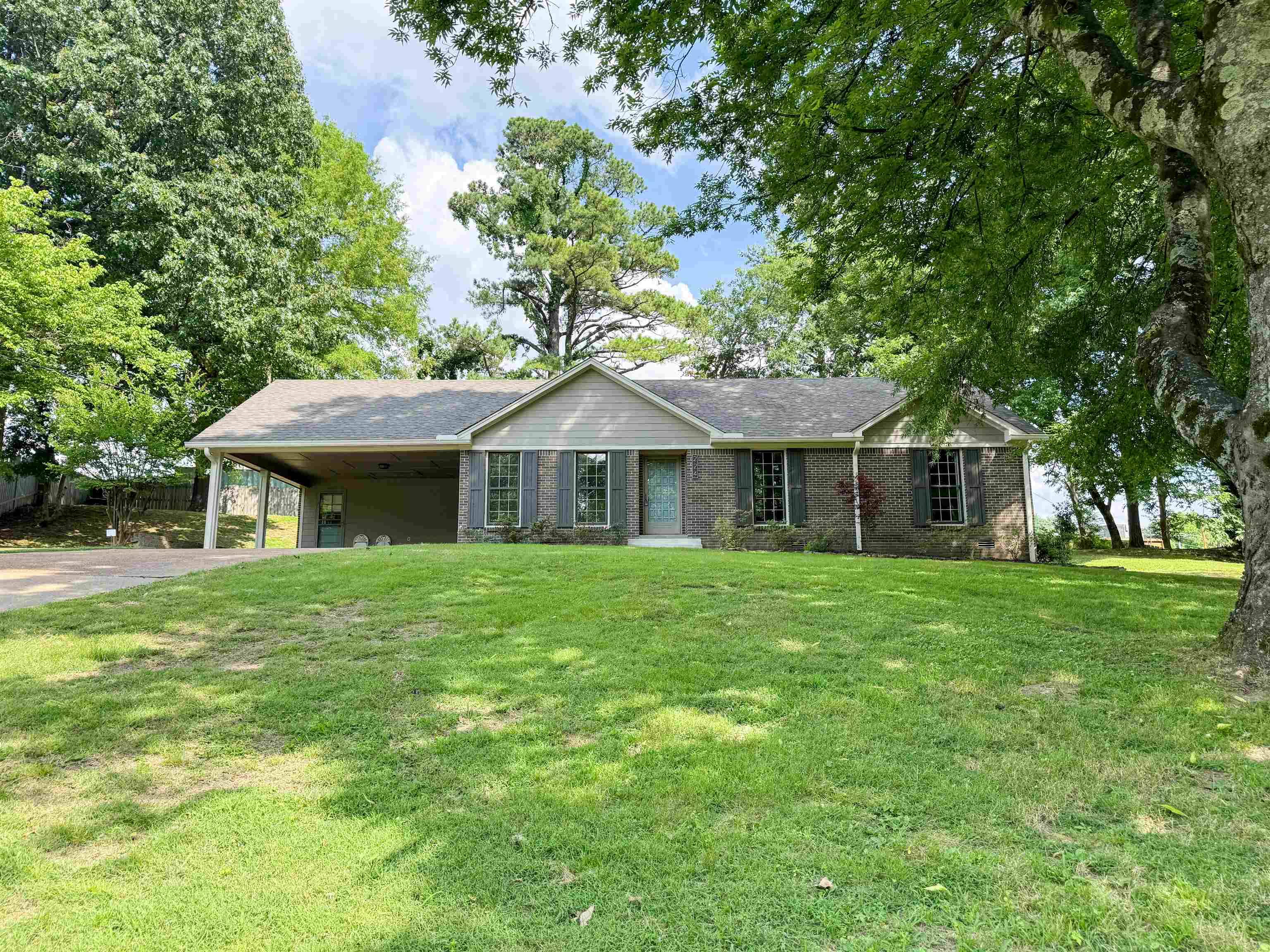 224 LACKEY LN, Ripley, TN 38063-1620