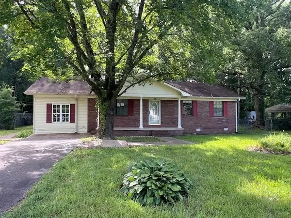 Savannah, TN 38372,639 GAREY LOOP