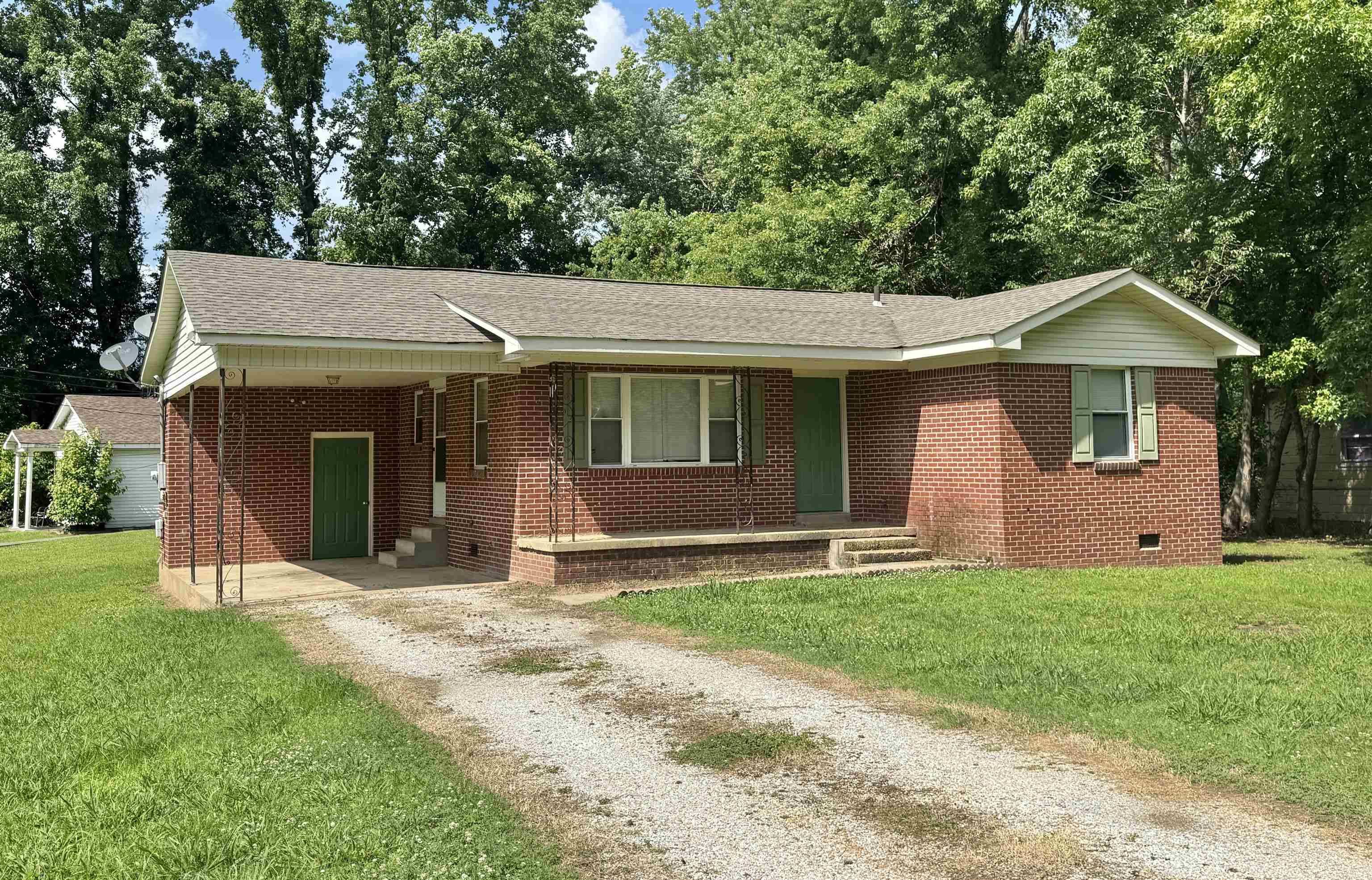 119 LARKWOOD AVE, Ripley, TN 38063