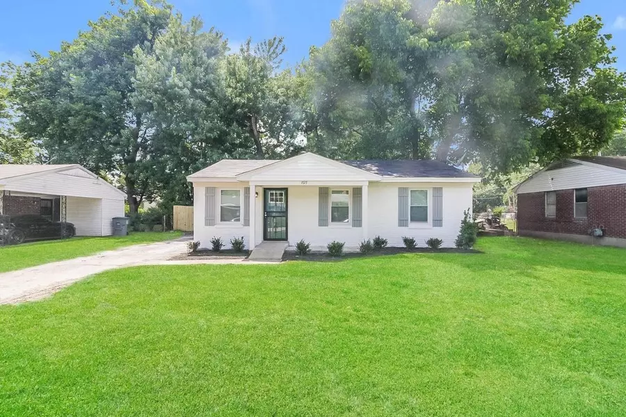 1727 MERRYCREST DR, Memphis, TN 38111