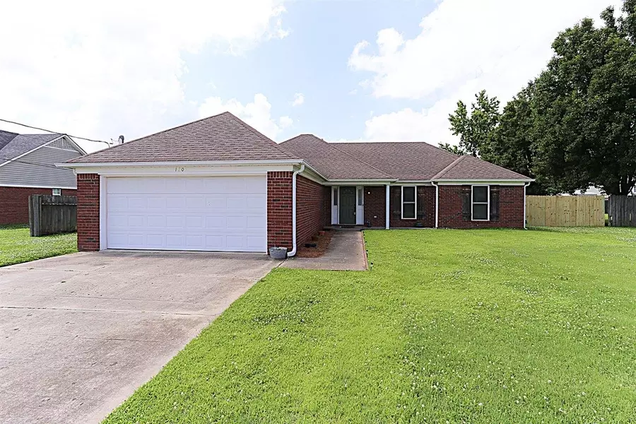 160 WOODLAWN TRCE, Brighton, TN 38011