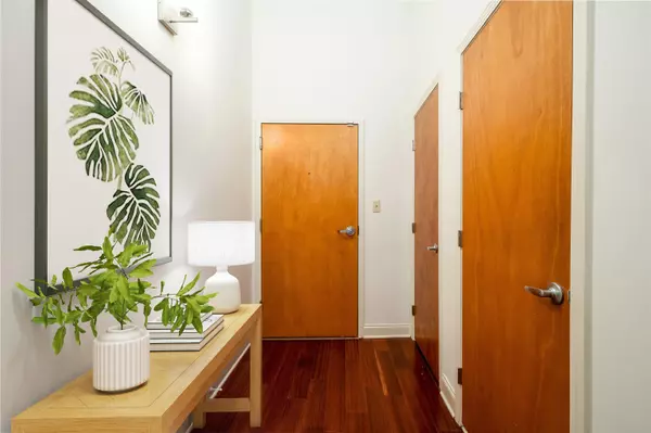 Memphis, TN 38103,92 S MAIN ST #103