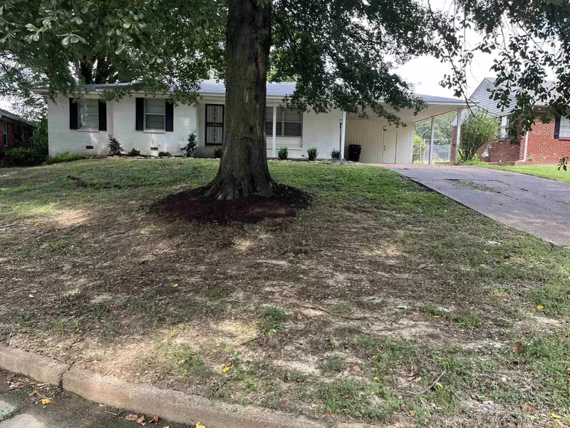 3976 BERNADINE DR, Memphis, TN 38116