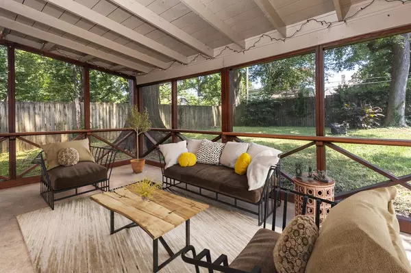 Memphis, TN 38114,1882 WALKER AVE