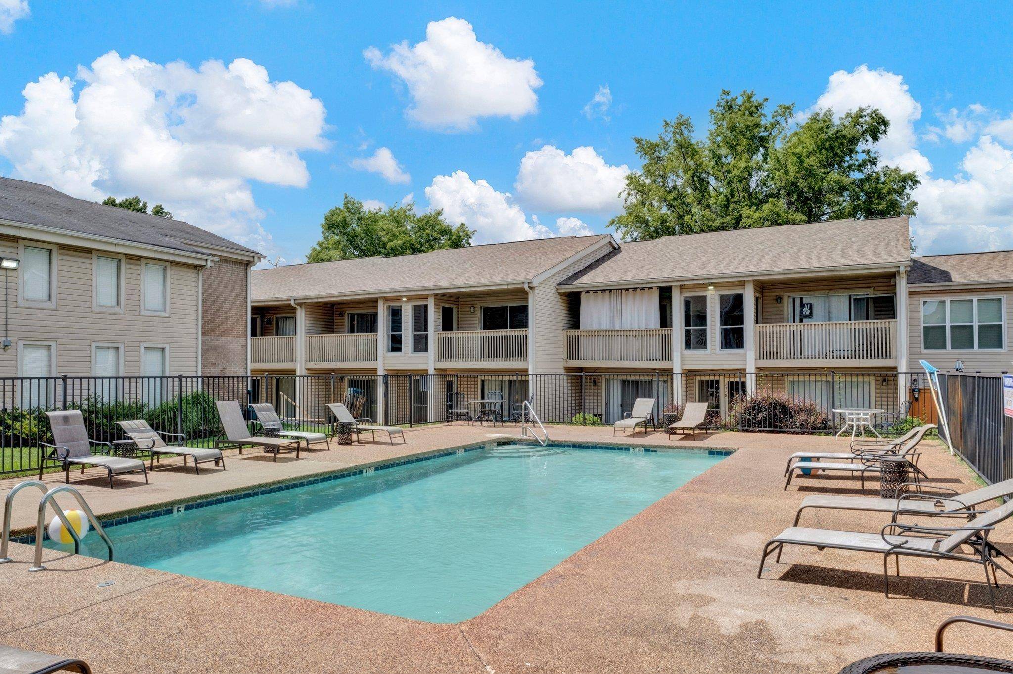 6724 QUAIL HOLLOW CT #2, Memphis, TN 38120