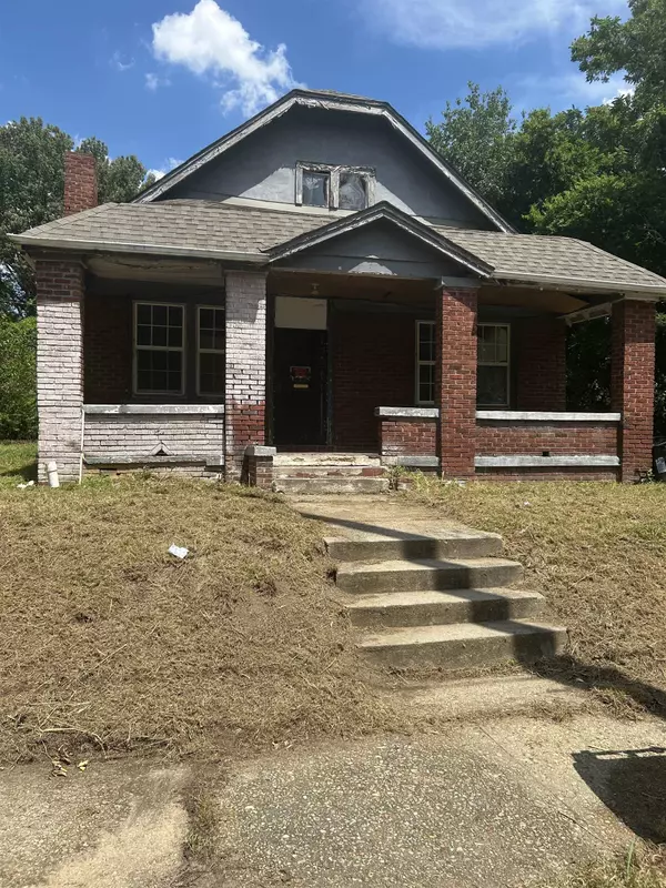 1630 LATHAM ST, Memphis, TN 38106