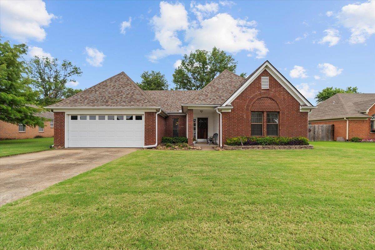 6860 DOVEFIELD LN, Bartlett, TN 38135