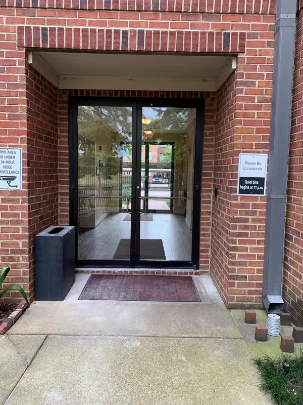 Memphis, TN 38103,721 LITTY CT #104